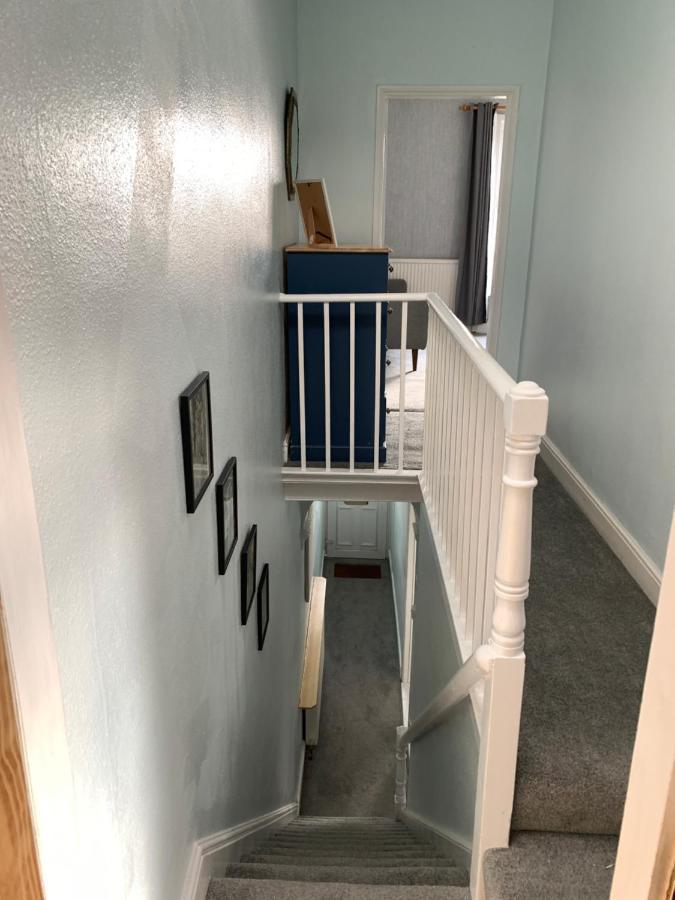 Lovely City Town House With Free Parking Sleeps 2 To 6 Guests 约克 外观 照片