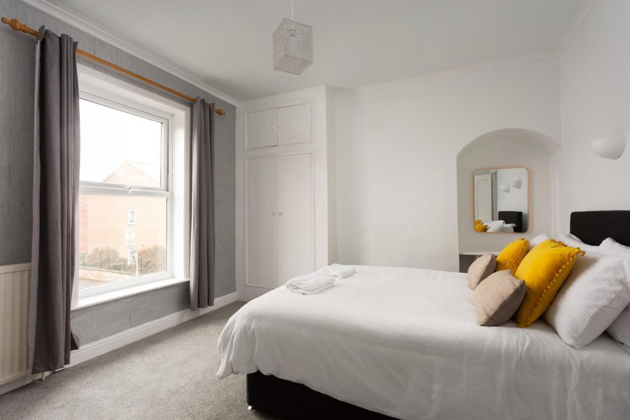 Lovely City Town House With Free Parking Sleeps 2 To 6 Guests 约克 外观 照片