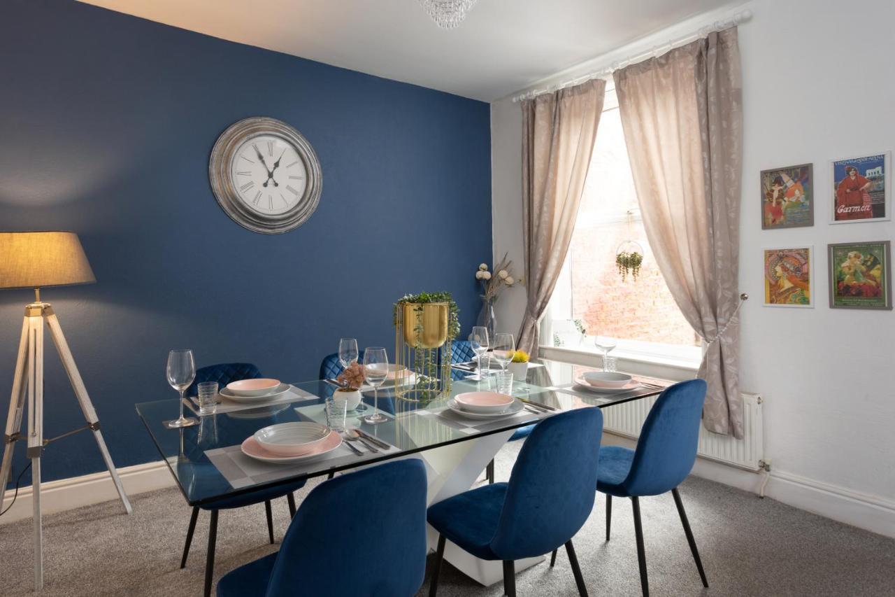 Lovely City Town House With Free Parking Sleeps 2 To 6 Guests 约克 外观 照片